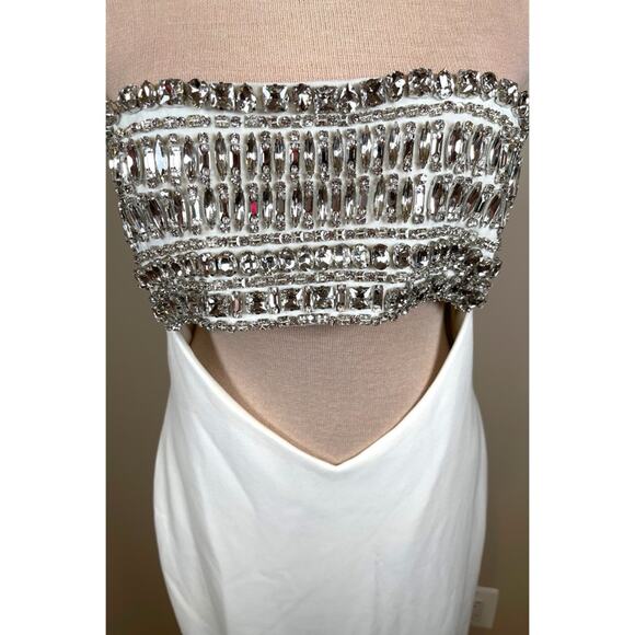Retrofete Swan Crystal Embellished Cutout Strapless White Maxi Dress Size Large - Picture 6 of 10